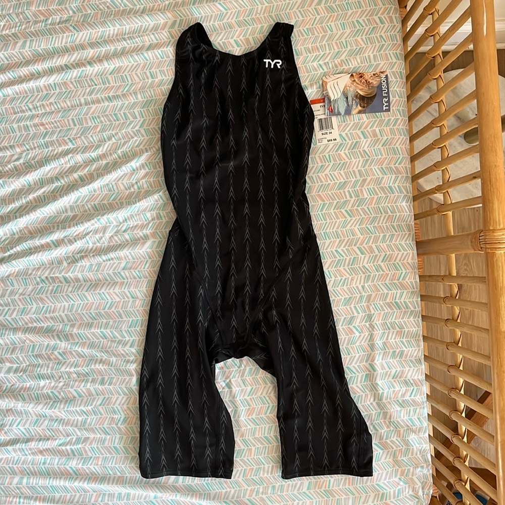TYR Tech Swimsuit in 34 - Fusion2